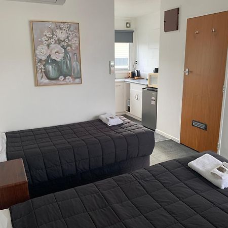 Brooklyne Motel Sanson Экстерьер фото