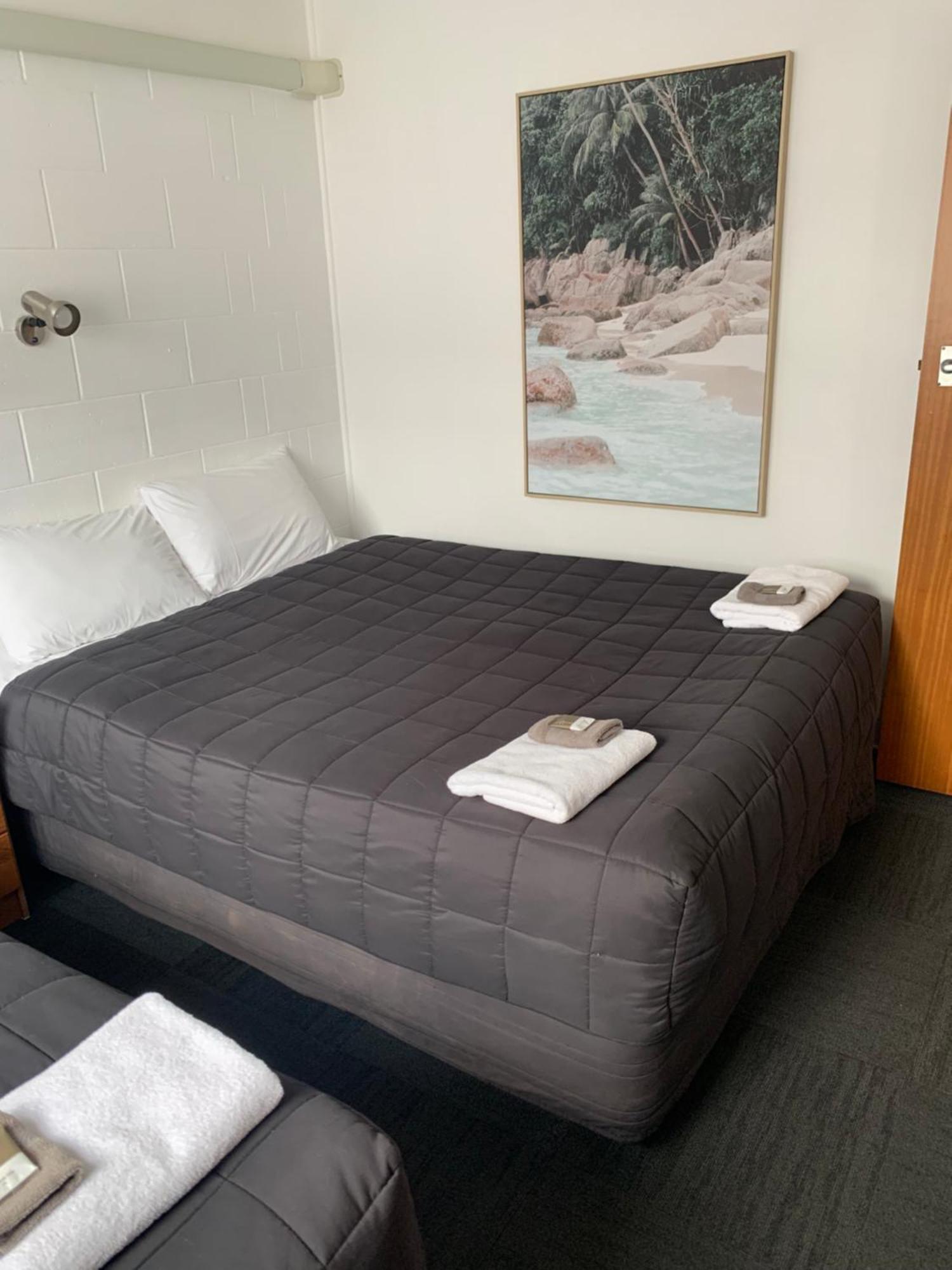 Brooklyne Motel Sanson Экстерьер фото